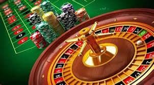 Filipino player completing a GCash deposit on philwin apk mobile browser